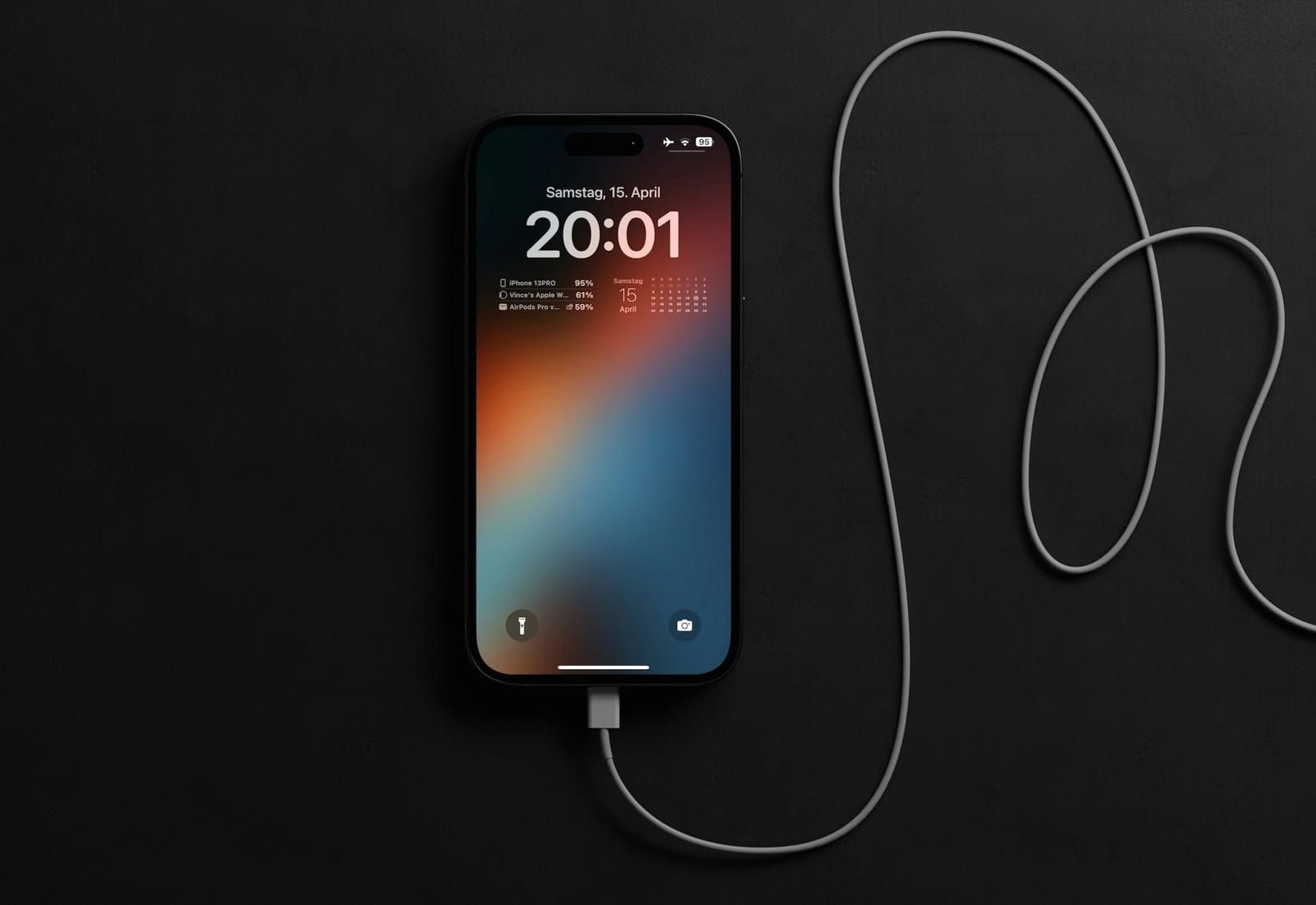 iPhone am Ladekabel